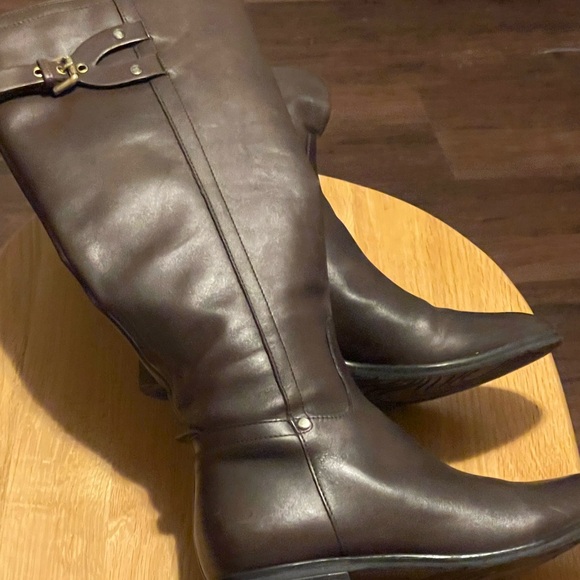 Clarks riding boots in great condition size 8 - Picture 3 of 5